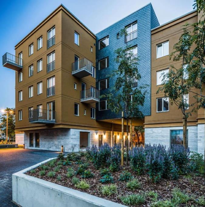 טאלין W Apartments Torupilli, Terrace, Green Yard, Parking מראה חיצוני תמונה