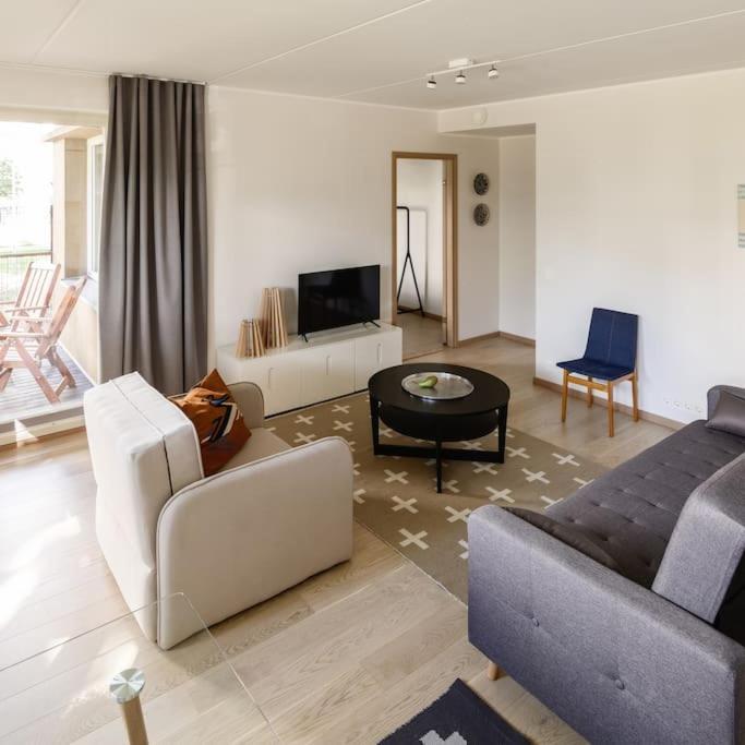 טאלין W Apartments Torupilli, Terrace, Green Yard, Parking מראה חיצוני תמונה